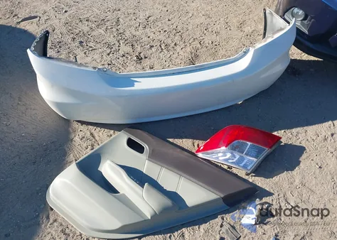 2012 Honda Civic Hybrid z USA, uszkodzony, nr VIN JHMFB4F39CS009686